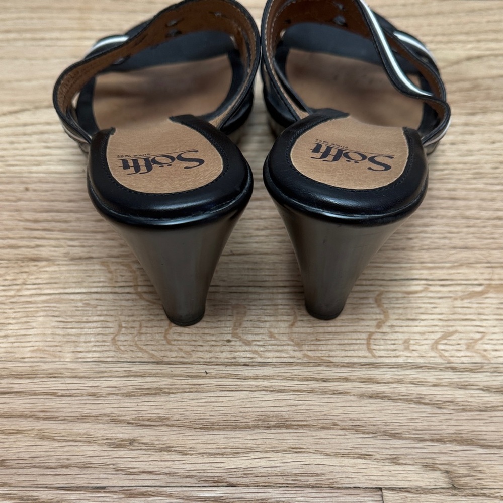 Women's Black and White Heeled Sandals - Picture 5 of 7